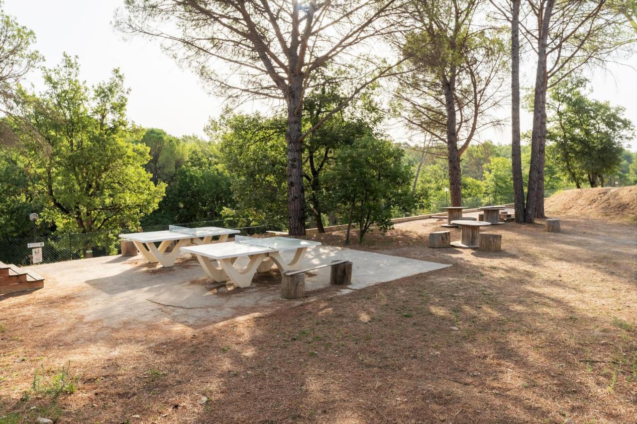 מלון פייאנס Camping Lou Cantaire מראה חיצוני תמונה
