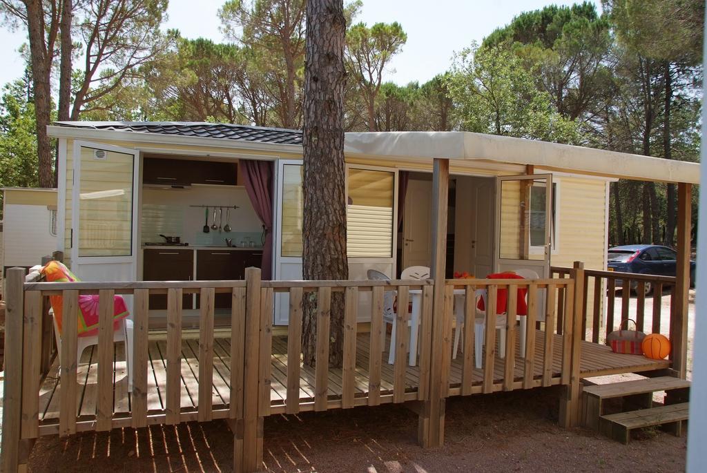 מלון פייאנס Camping Lou Cantaire מראה חיצוני תמונה
