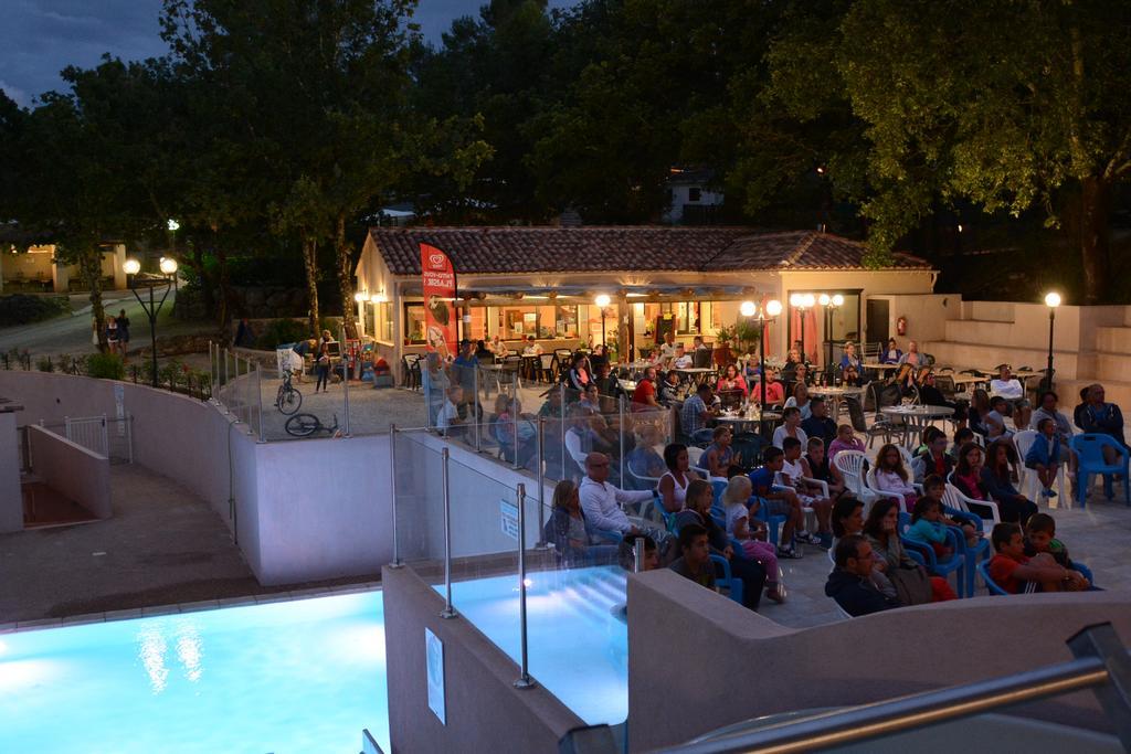 מלון פייאנס Camping Lou Cantaire מראה חיצוני תמונה